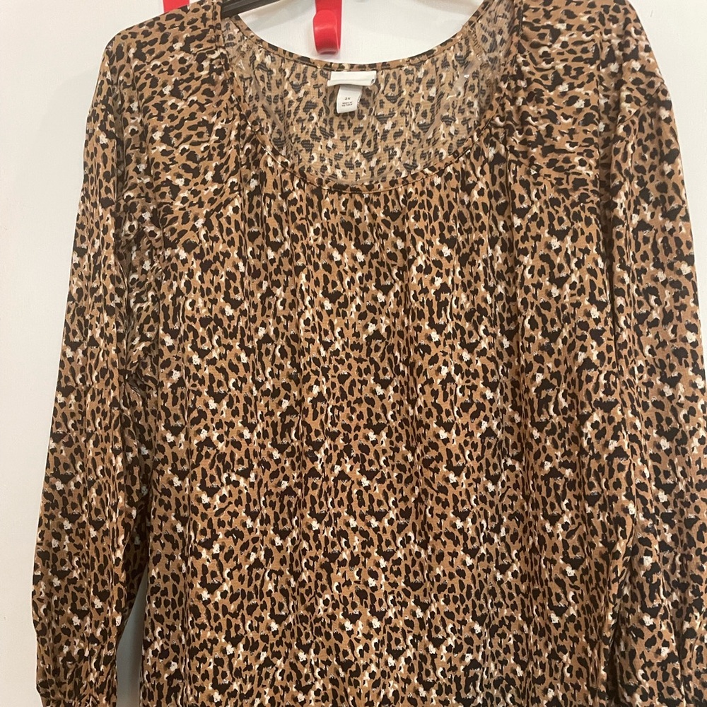 Ava & Viv leopard top